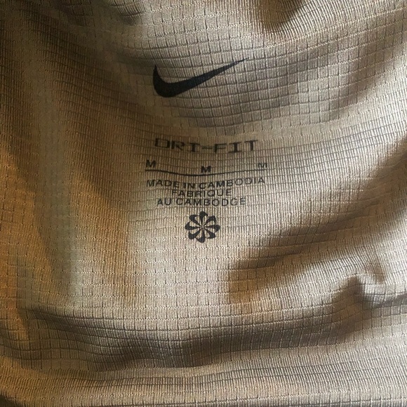 4 Pair of Nike Trail 5” inseam DriFit shorts, size Medium - Picture 7 of 10